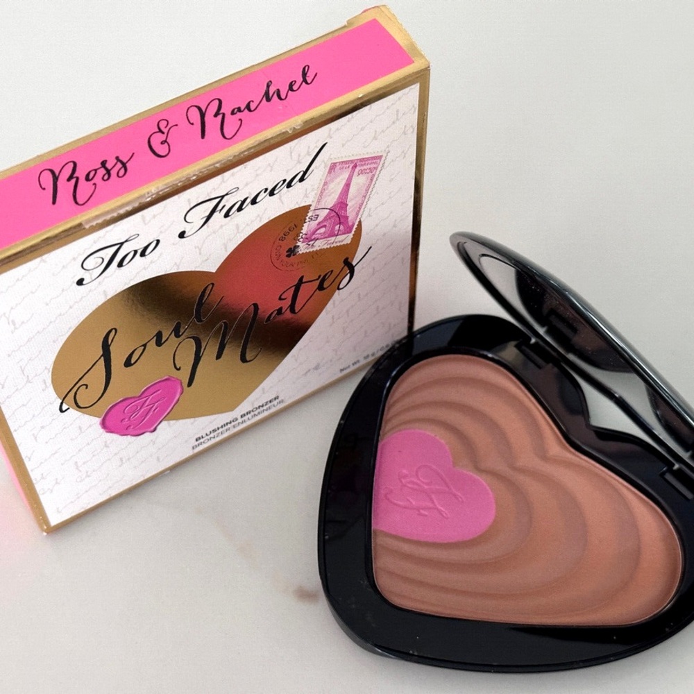 Too Faced Soulmates bronzer